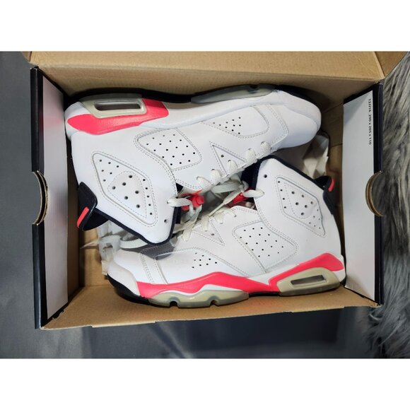 Air Jordan 6 Retro bg size 5Y - Picture 4 of 8